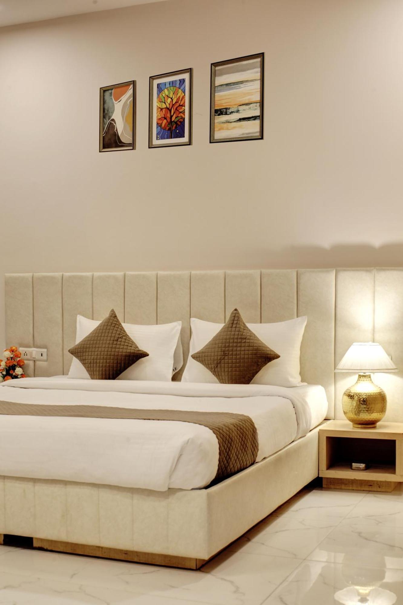Limewood Stay - Fortis Hospital Gurgaon Esterno foto