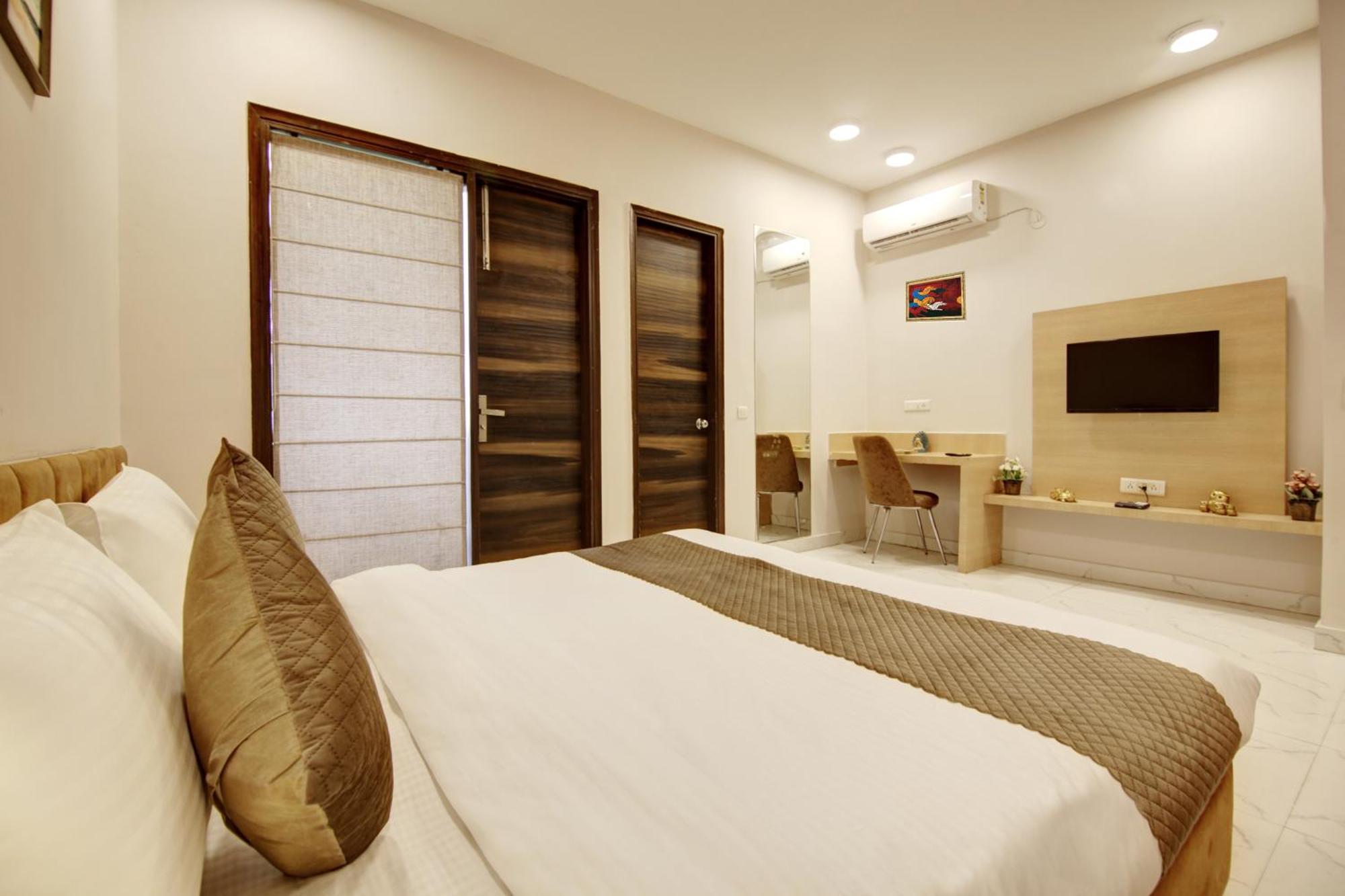 Limewood Stay - Fortis Hospital Gurgaon Esterno foto